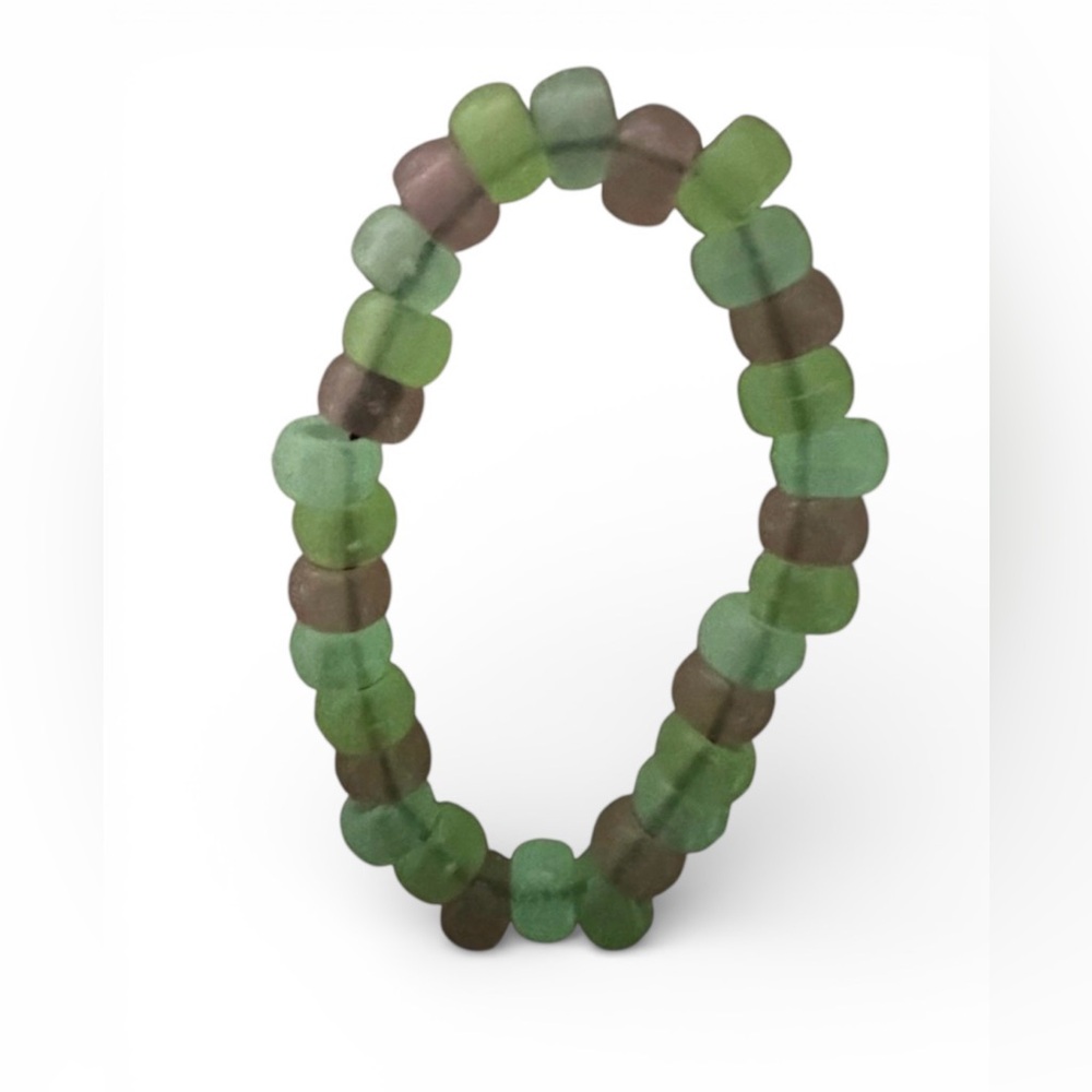 3 FOR $20 HANDCRAFTED Glow-in-the-Dark Pony Colourful Star Stretch Bracelet - Picture 3 of 5